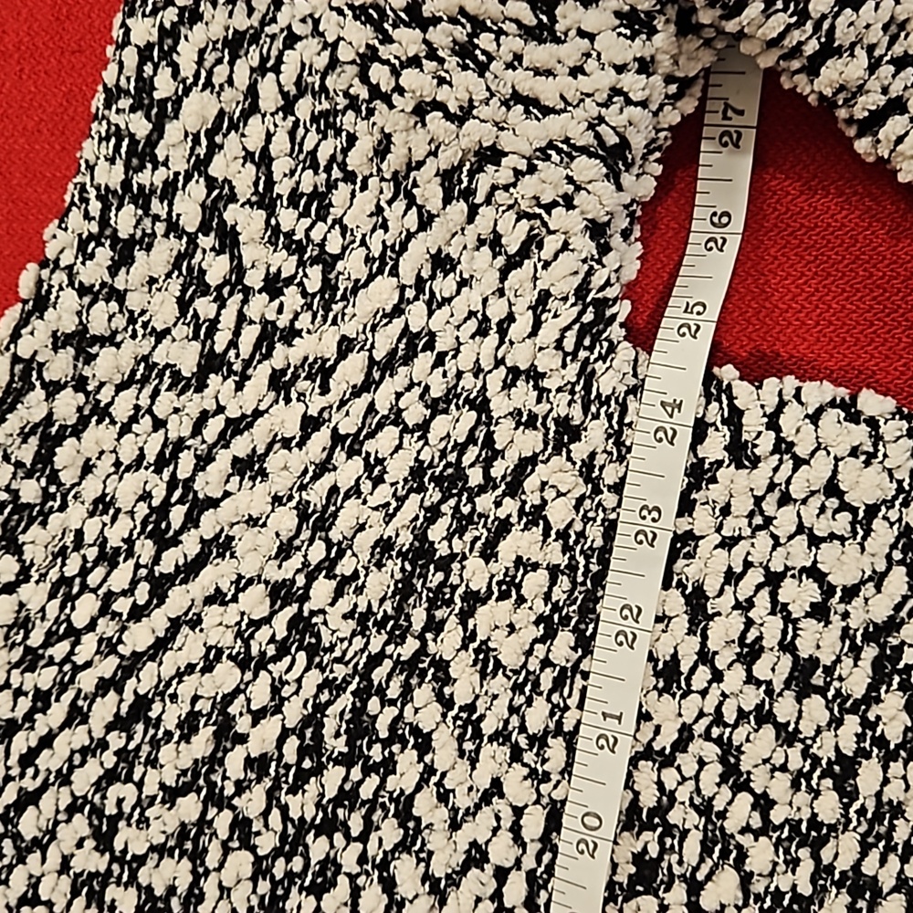 The Impeccable Pig oversized textured popcorn type black white Med.side slits - Picture 3 of 7